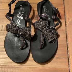 Rhinestone bow sandals
